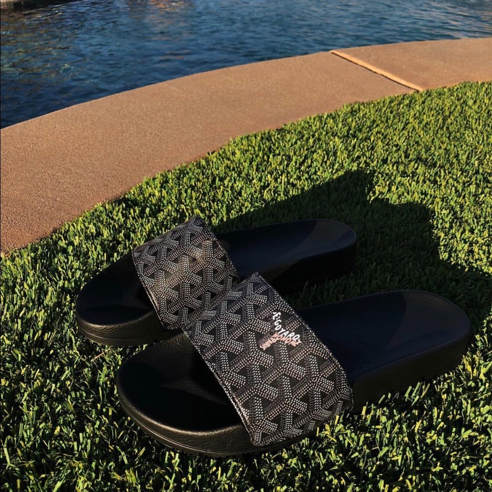 Deadstock Custom goyard slides size 9